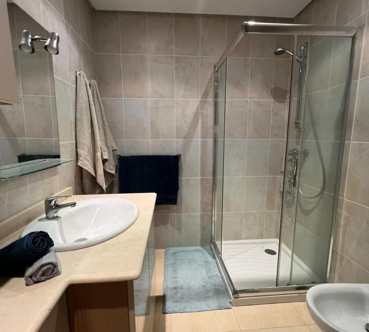 Lägenhet Cozy Retreat In Estepona Port Spanien